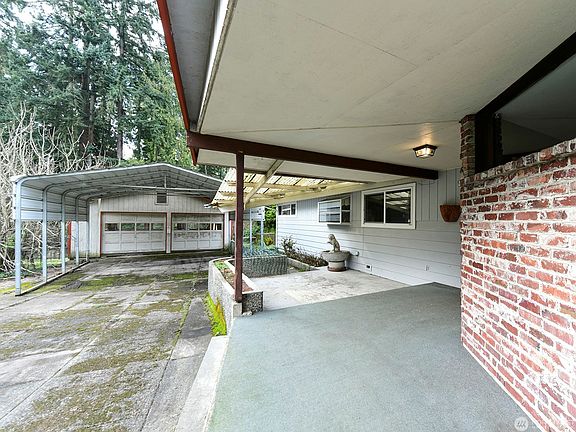 3rd image of 16107 81st Pl NE