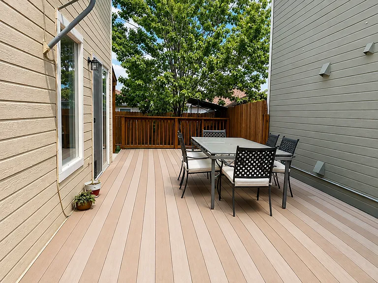 21315 E 40th Ave — Photo 12