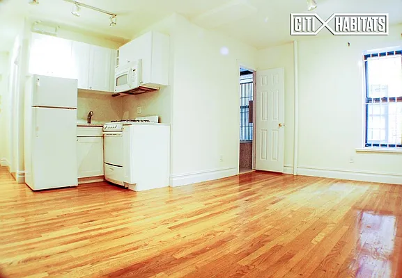 Rented by Citi Habitats | media 35