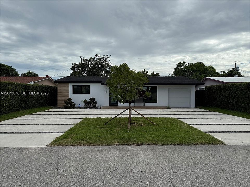 1st image of 7630 Venetian St