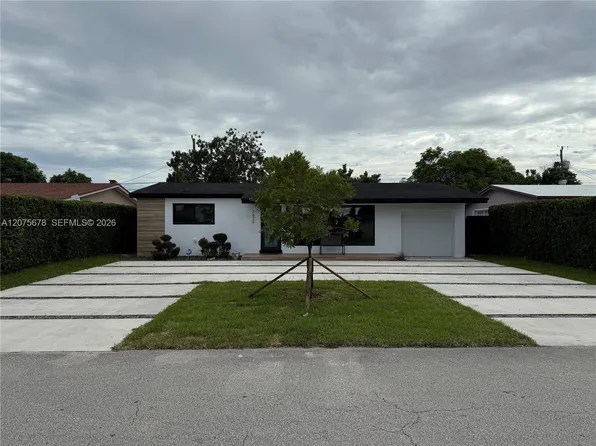 7630 Venetian St, Hollywood, FL 33023
