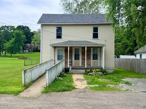 3 Pottstown St, Dunbar, PA 15431