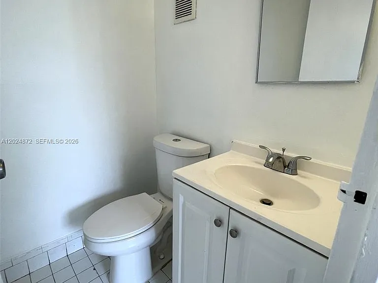 1788 NW 55th Ave #204 — Photo 4