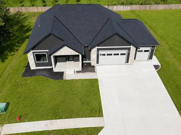 3765 56th Ave, Columbus, NE 68601