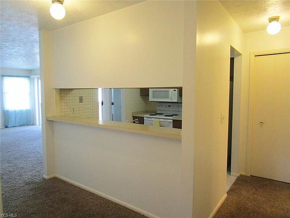 5th image of 1203 W River Rd N APT A4