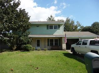 112 Cawthorn Dr, Slidell, LA 70458