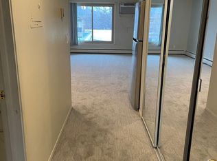 1040 Cleveland Ave S #5, Saint Paul, MN 55116