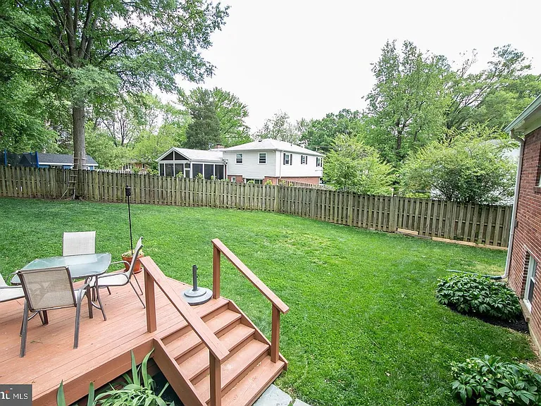 8411 Morey Ln — Photo 22