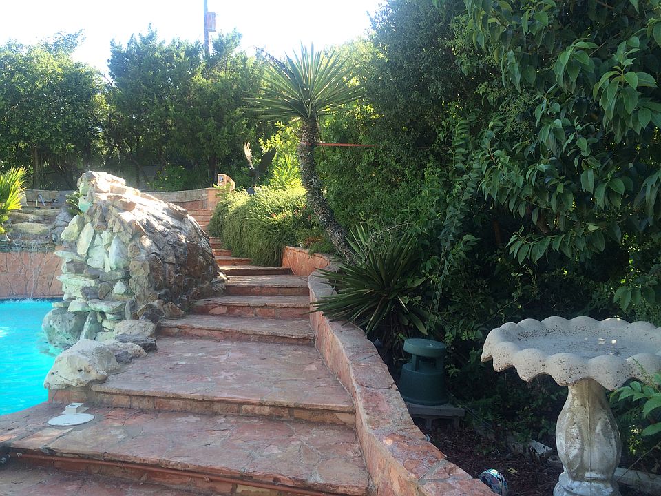 1st image of 6619 Laurelhill Dr