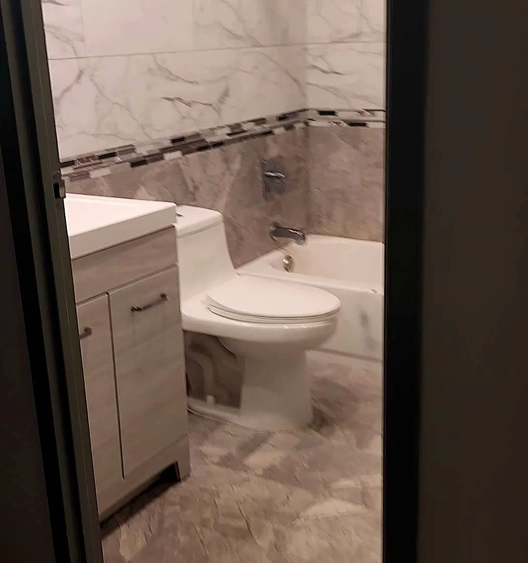 3 bed, 1100 sqft, $2,750 — Photo 3