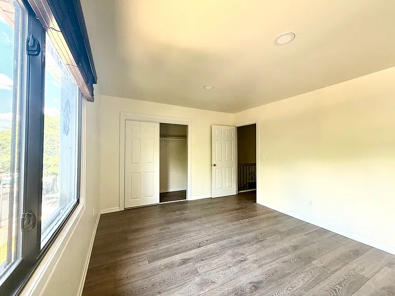 97 Hampton Pl #NA — Photo 13