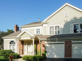 2543 Hunter Dr, Arlington Heights, IL 60004