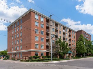 32 Tannery St #602, Mississauga, ON L5M 6T6