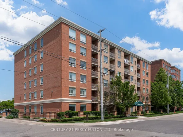 32 Tannery St #602, Mississauga, ON L5M 6T6