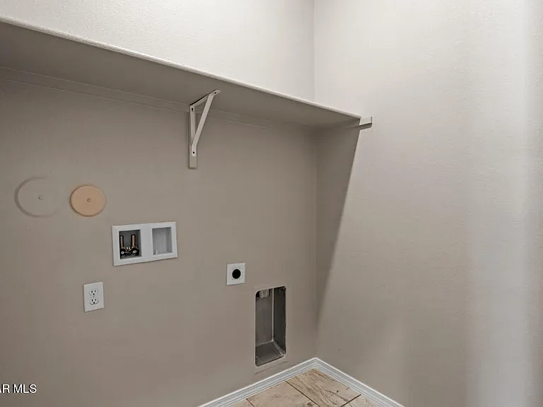 806 Hc Gilbert Minjares Dr #A — Photo 11