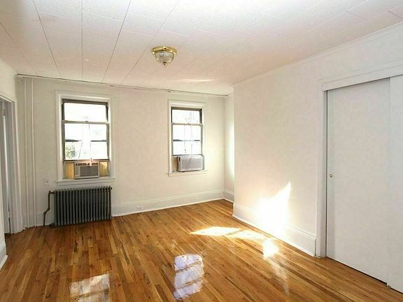 4th image of 151 N 7th St #1