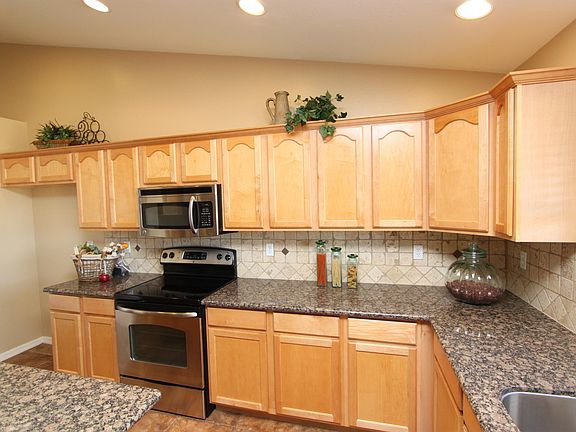 5th image of 19715 N BUSTOS Court
