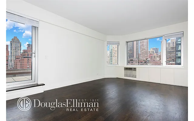 Rented by Douglas Elliman | media 22