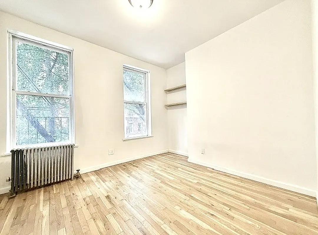 56 Morton Street — Photo 4