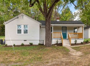 1808 Shenandoah Ave, Waynesboro, VA 22980