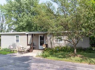 2425 Fisher Rd, South Beloit, IL 61080