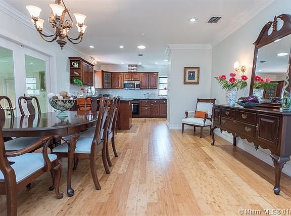 4th image of 1216 Andora Ave
