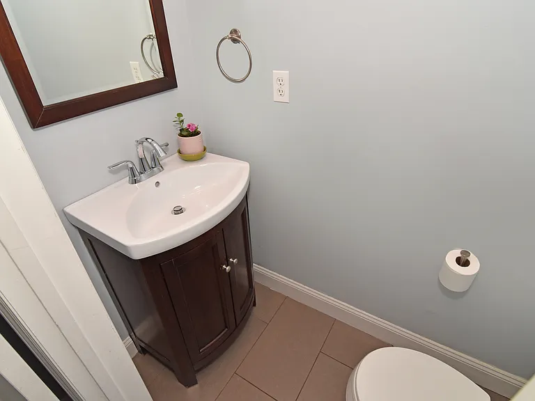 152 Broadway #15 — Photo 17