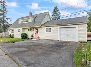 64 Bridge St, Berwick, ME 03901