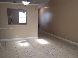 2471 NW 56th Ave #5-15, Lauderhill, FL 33313