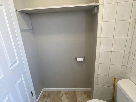 2nd image of 4852 W Diversey Ave APT 2M