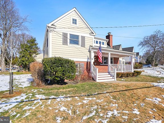 3rd image of 5017 Euclid Dr