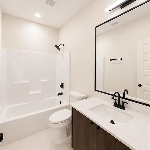 408 N Alexandrite Ave #1 — Photo 7