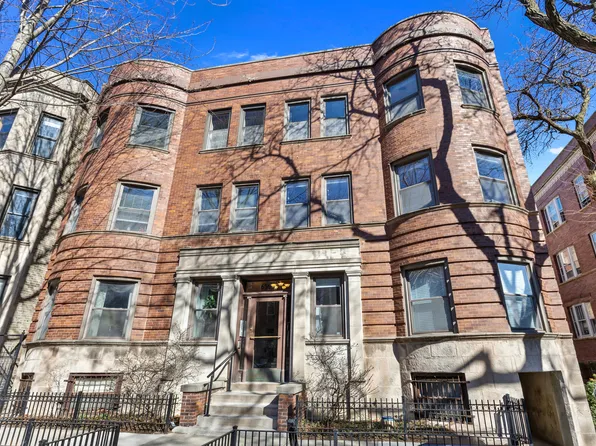 656 W Buckingham Pl APT 1E, Chicago, IL 60657