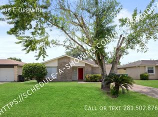 5206 E Orem Dr, Houston, TX 77048