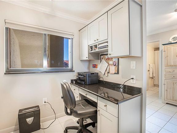 5th image of 127 1st St E APT 205