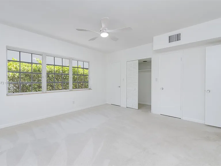 60 Park Dr #C — Photo 8