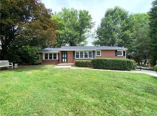 6716 Forsythia Dr, Greensboro, NC 27410