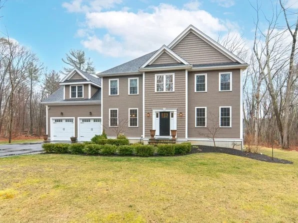 2-2 Stymast Dr #A, Mendon, MA 01756