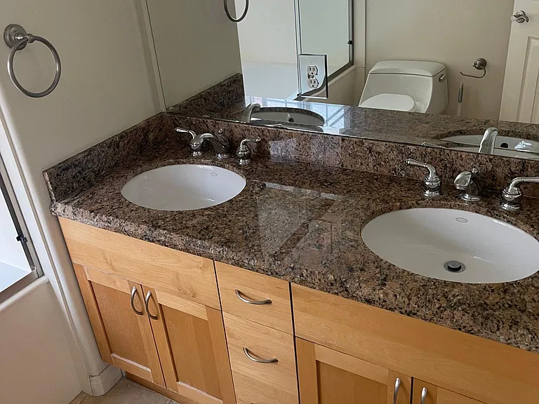 3953 Riviera Dr — Photo 11