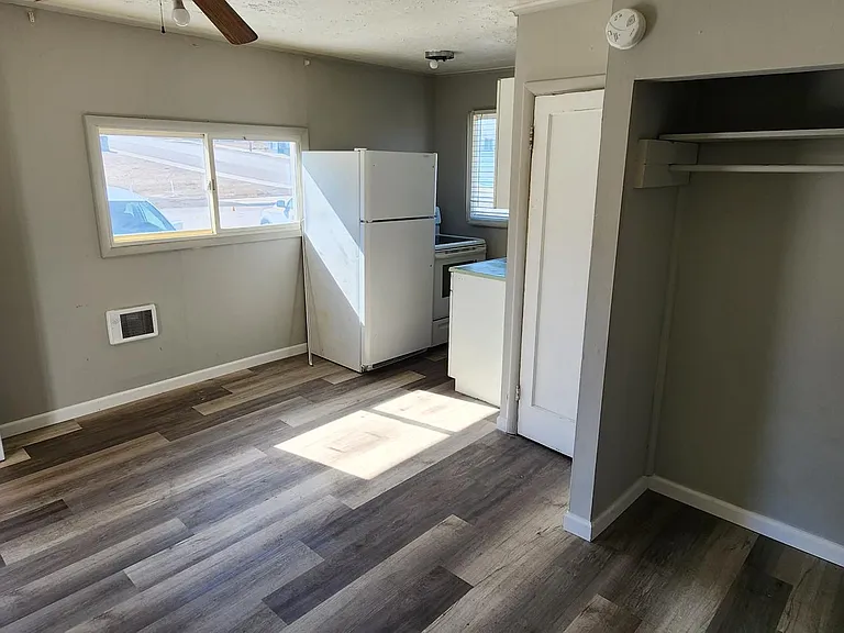 106 Main St #4 — Photo 7