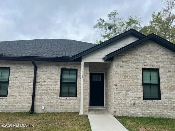 669 S Orange St, Starke, FL 32091