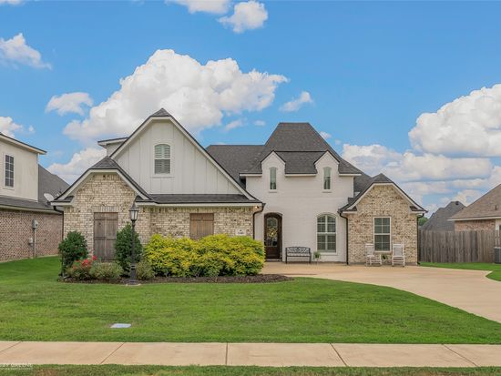 140 Coleman Dr, Stonewall, LA 71078