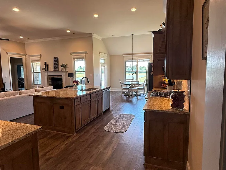 26316 Woodfield Dr — Photo 20