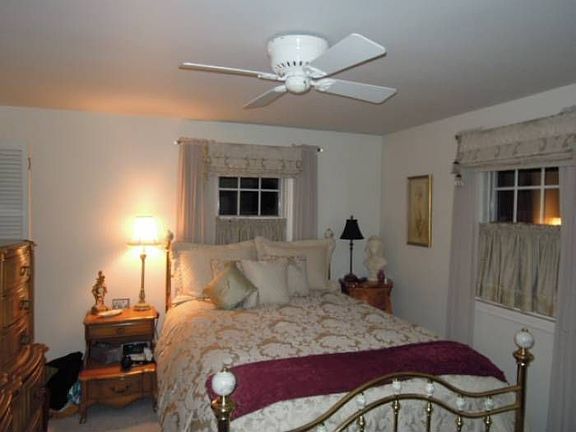 Master/Walk in closet