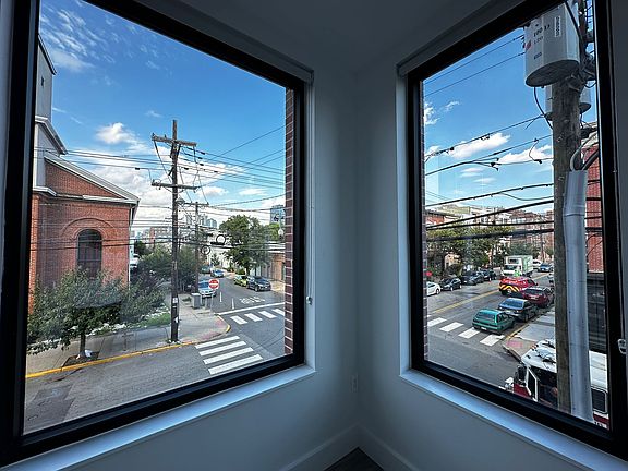 5th image of 330 Communipaw Ave #23E