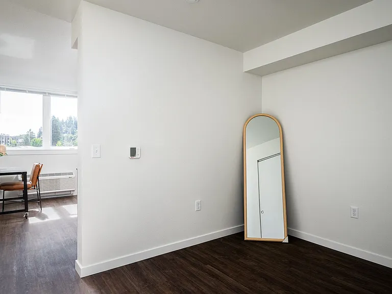 1840 Garden | Studio I Bedroom