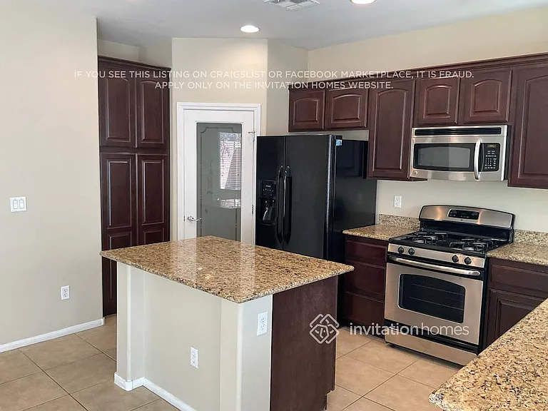 10749 Drake Ridge Ave — Photo 7