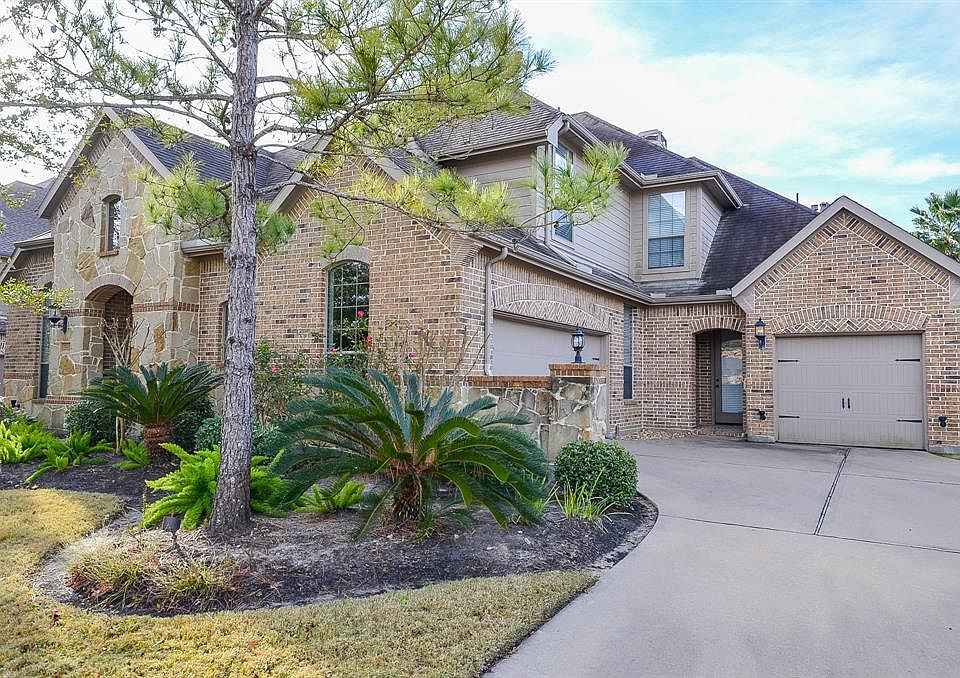 1st image of 25515 Greenwell Springs Ln