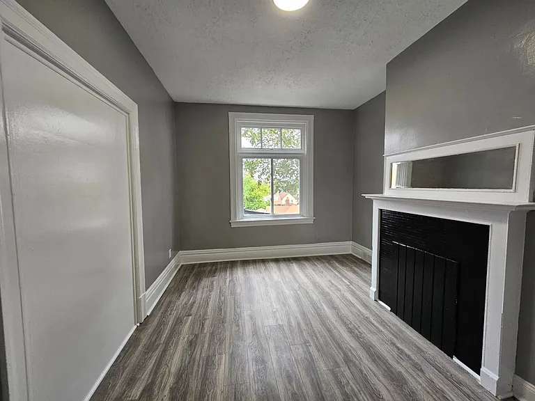 1609 Methyl St #2 — Photo 7