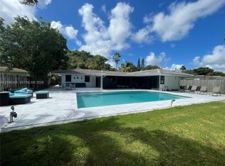 2115 Alamanda Dr, North Miami, FL 33181